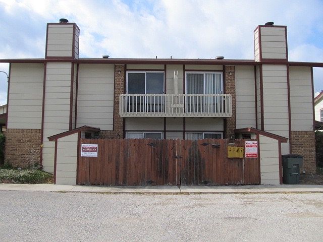 1st image of 1307 Covey Ln APT D