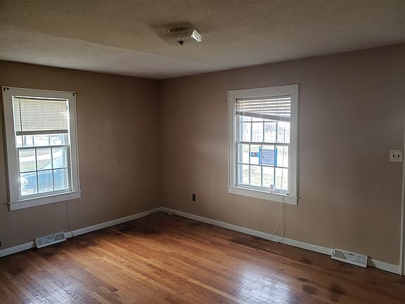 5th image of 4960 S L And N Tpke