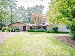 247 Lakeview Dr, Sanford, NC 27332