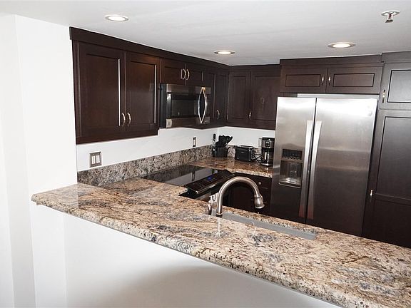2nd image of 620 State St Unit 414