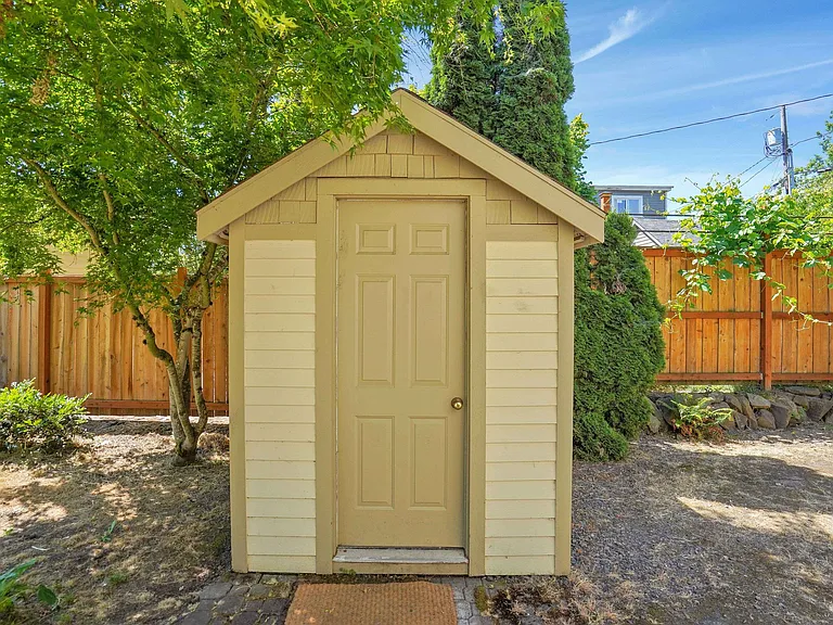 1767 Church St SE — Photo 25