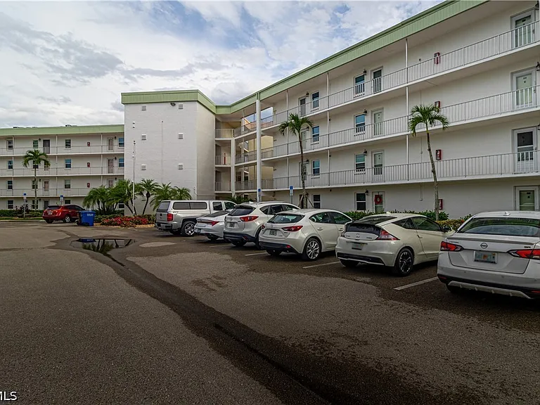 1580 Pine Valley Dr #103 — Photo 10