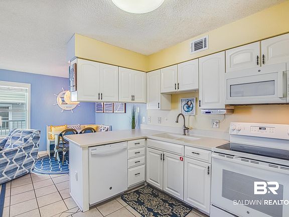 3rd image of 1129 W Beach Blvd #104