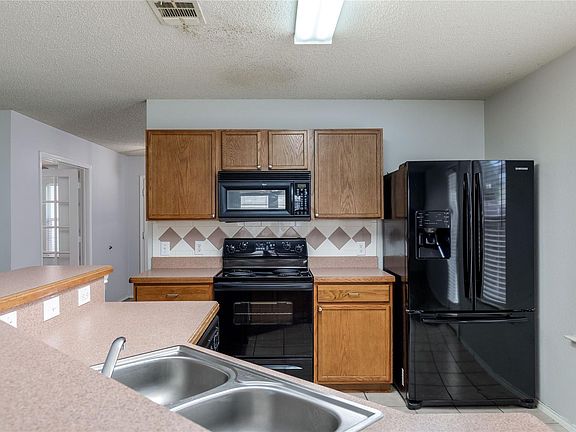 4th image of 9804 Thomas Jefferson Dr
