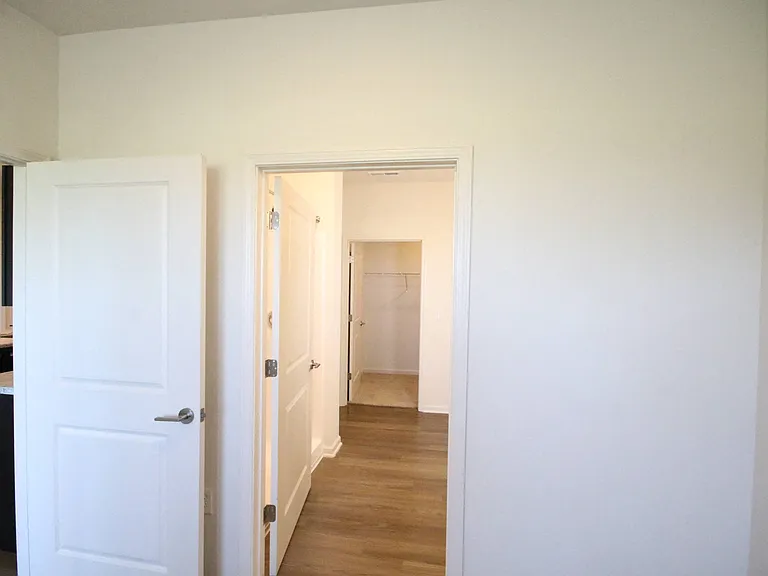 7135 Napier Dr — Photo 24