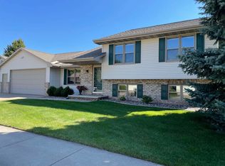 1701 E Orchard Blossom Dr, Appleton, WI 54915