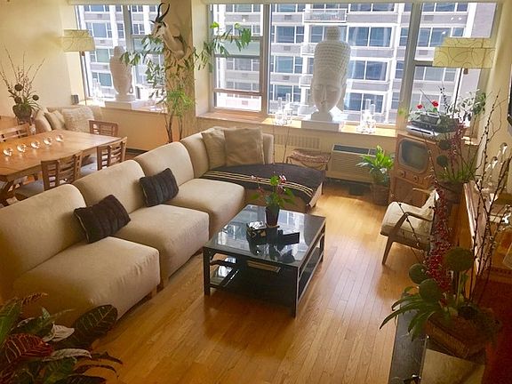 4th image of 4250 N Marine Dr APT 1833