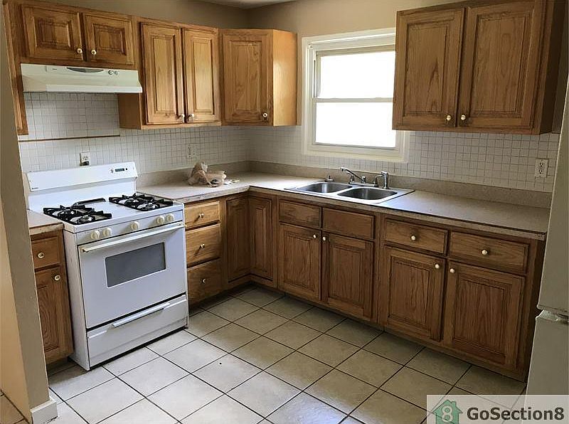1st image of 11836 Criterion Ave