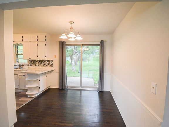 3rd image of 501 33rd St SW