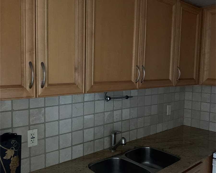 2nd image of 2737 Keele St #703