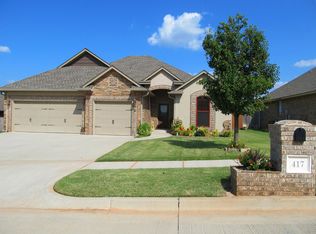417 Starshine Dr, Norman, OK 73071