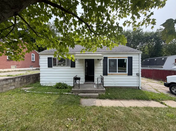 2064 Lavelle Rd, Flint, MI 48504