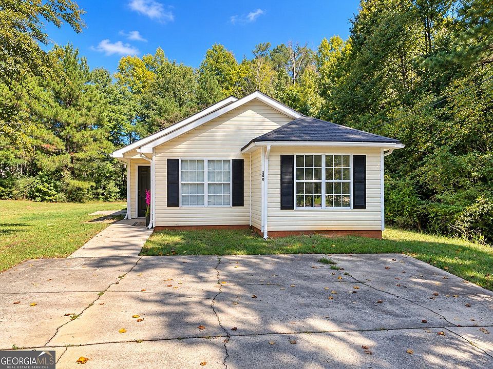 1st image of 200 Pine Ridge Dr