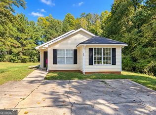 200 Pine Ridge Dr, Carrollton, GA 30117