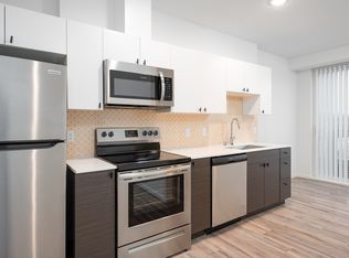 407 NE 73rd St #11, Seattle, WA 98115