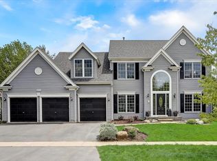 0N759 E Curtis Sq, Geneva, IL 60134