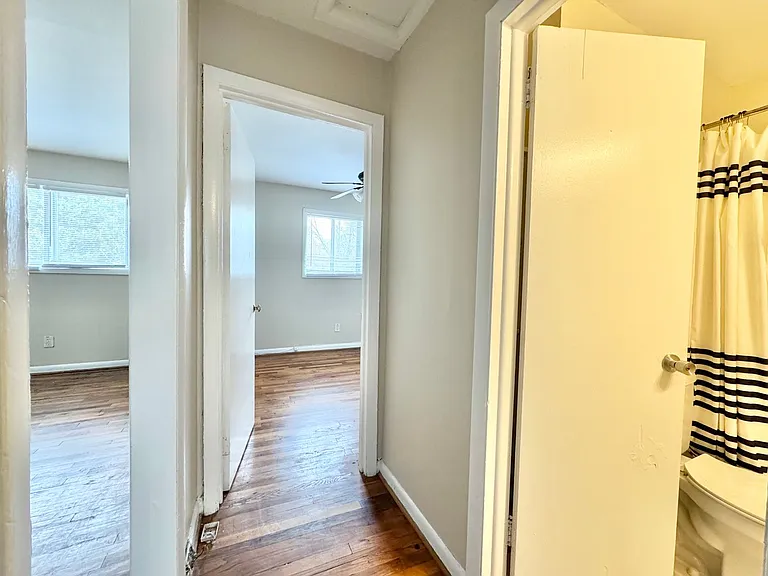 701 S Chapman St #7 — Photo 8