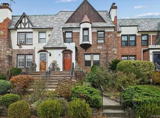 33 Dartmouth Street, Valley Stream, NY 11581