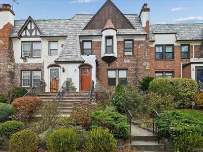 33 Dartmouth Street, Valley Stream, NY, 11581