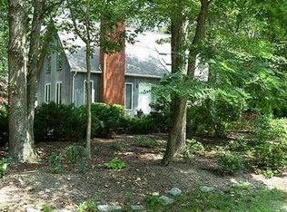56 Cedar Ridge Dr, East Hampton, NY 11937