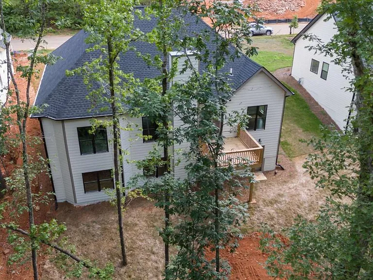380 Ansley Dr — Photo 27