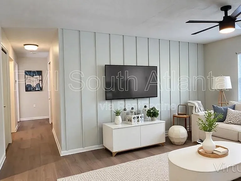 95 Thirkield Ave SE — Photo 4
