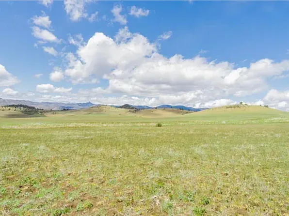 Lake Side Ln, Hornbrook, CA 96044