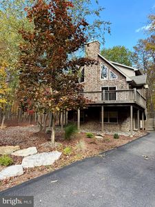 121 Jumano Dr, Hazleton, PA, 18202