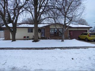 8126 17th Ave, Kenosha, WI 53143