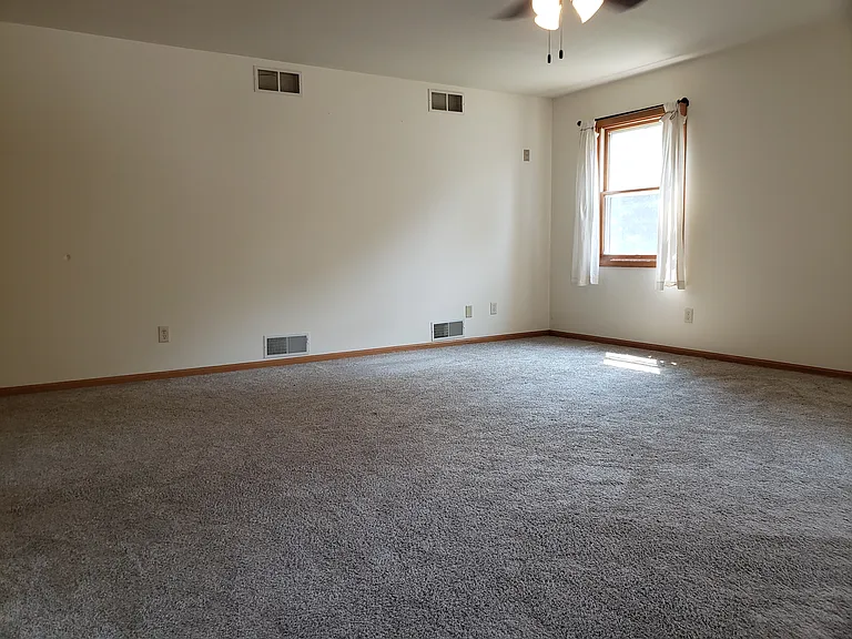 2267 S Syene Rd — Photo 11