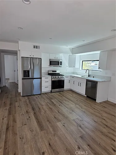 6130 Hazeltine Ave #3 Photo 1 6130 Hazeltine Ave #3 Photo 1