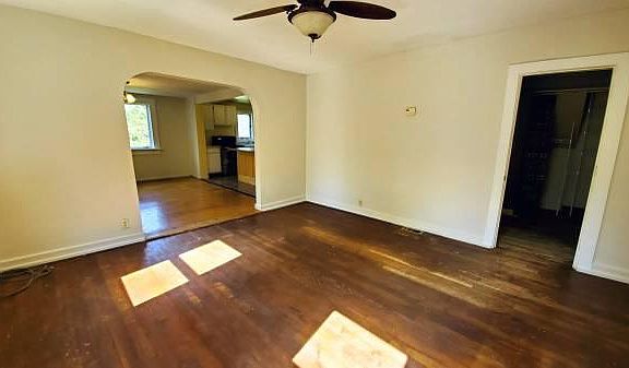 5th image of 5455 Pinewood Dr