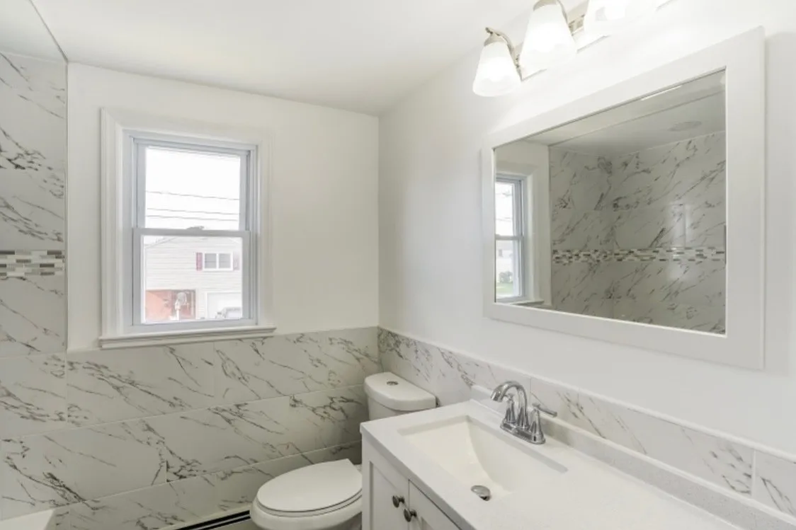 3 bed, 1600 sqft, $3,800 — Photo 2