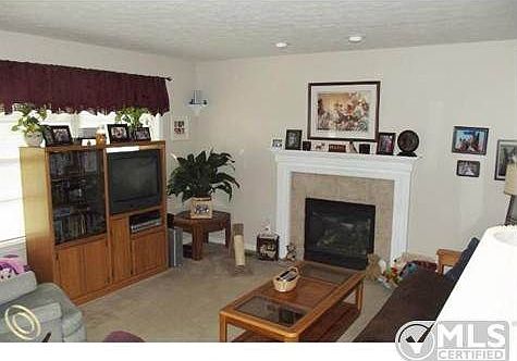 DSCF2298 (640x427).jpg