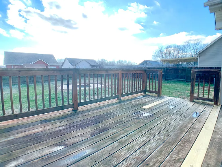 842 Shelton Cir — Photo 25