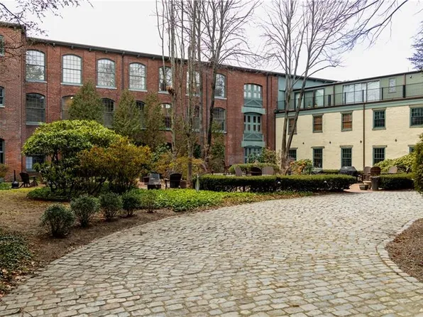 555 S Main St APT 321, Providence, RI 02903