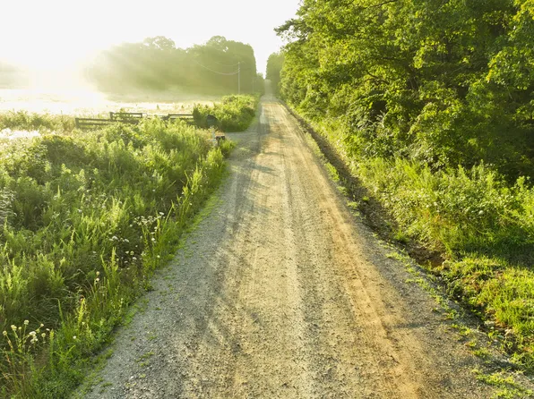 4000 County Road 5360, Willow Springs, MO 65793