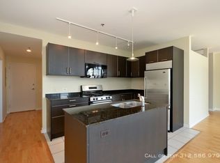 510 W Erie St APT 501, Chicago, IL