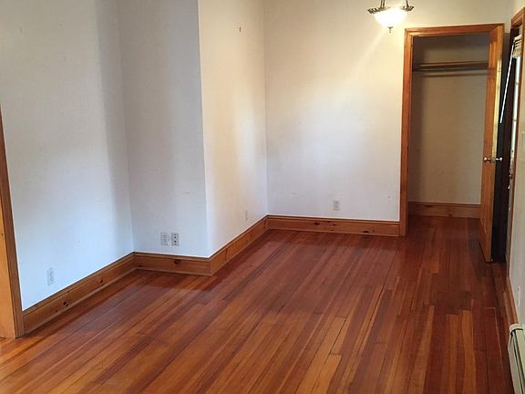 4th image of 29 Phillips Ave Floor 1