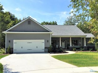 1022 Pamshire Downs Ct, Holland, OH 43528