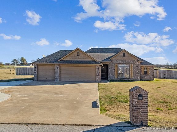 2nd image of 13677 Saddlebrook Dr