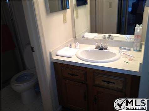 5th image of 412 Southwind Dr APT A2