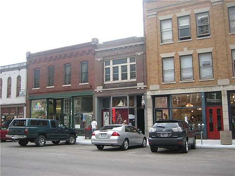 1st image of 429 Massachusetts Ave