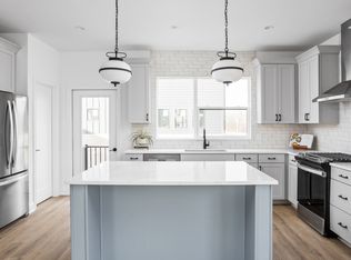 9901 Greenvine Dr, Indianapolis, IN 46290