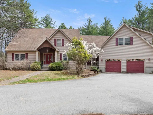 76 Old Mill Road, Lee, NH 03861