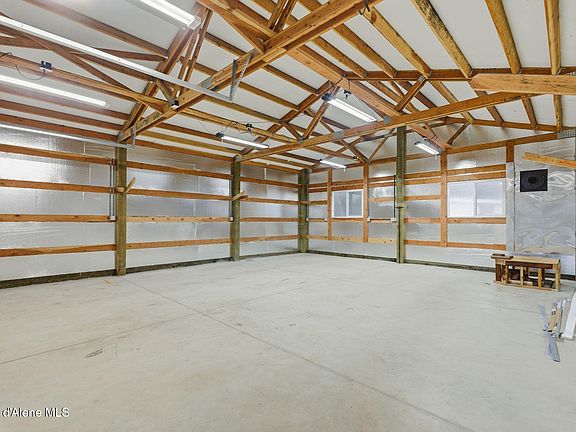 4th image of 148 Sportsman Access Rd