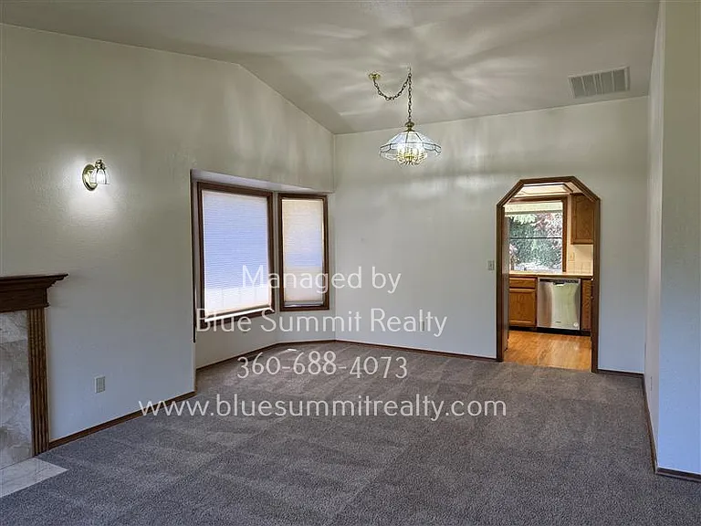 1709 Easthill Pl NW — Photo 5