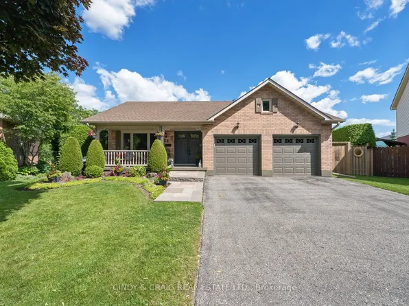 34 Cloverfield St, Clarington, ON L1E 1K4