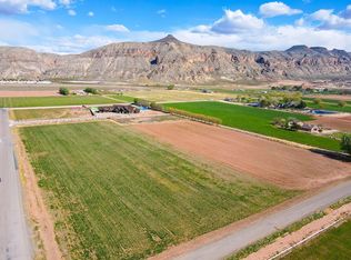 W 2400 S, Hurricane, UT 84737