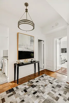 Rented by Compass | media 22